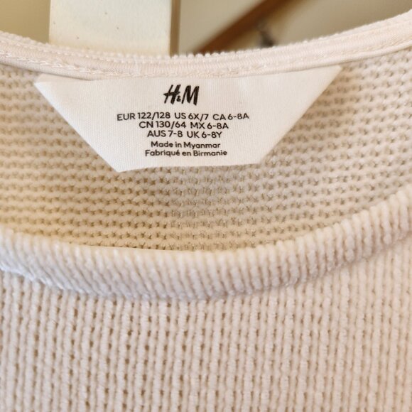 Beautiful H&M Girl’s Dress – Size 6–7 Years (EU 122/128) – IVORY, Elegant - Picture 5 of 7